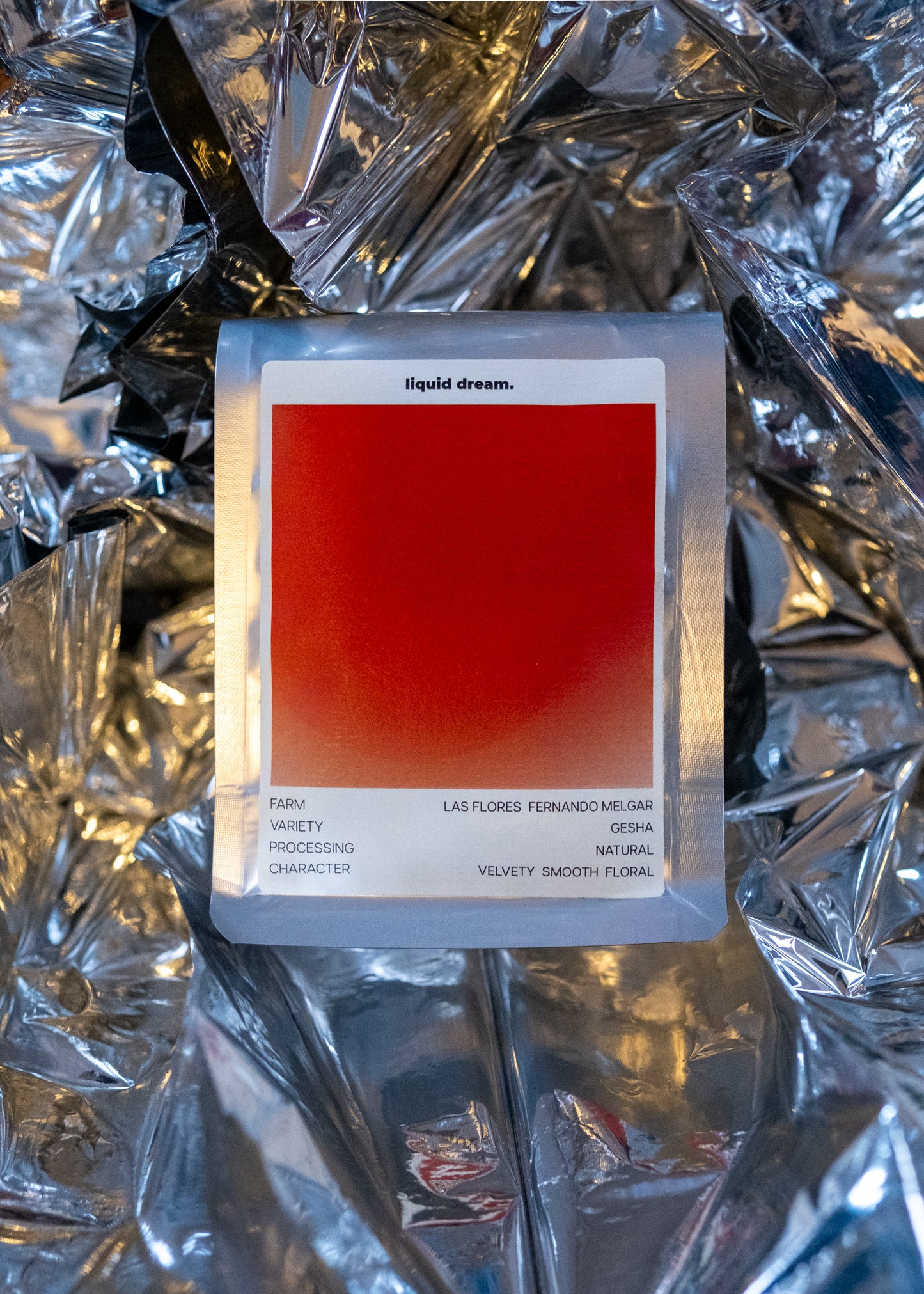 Liquid Dream specialty coffee subscription featuring freshly roasted premium coffee, minimalist packaging, Gesha, Guatemala, Panama.